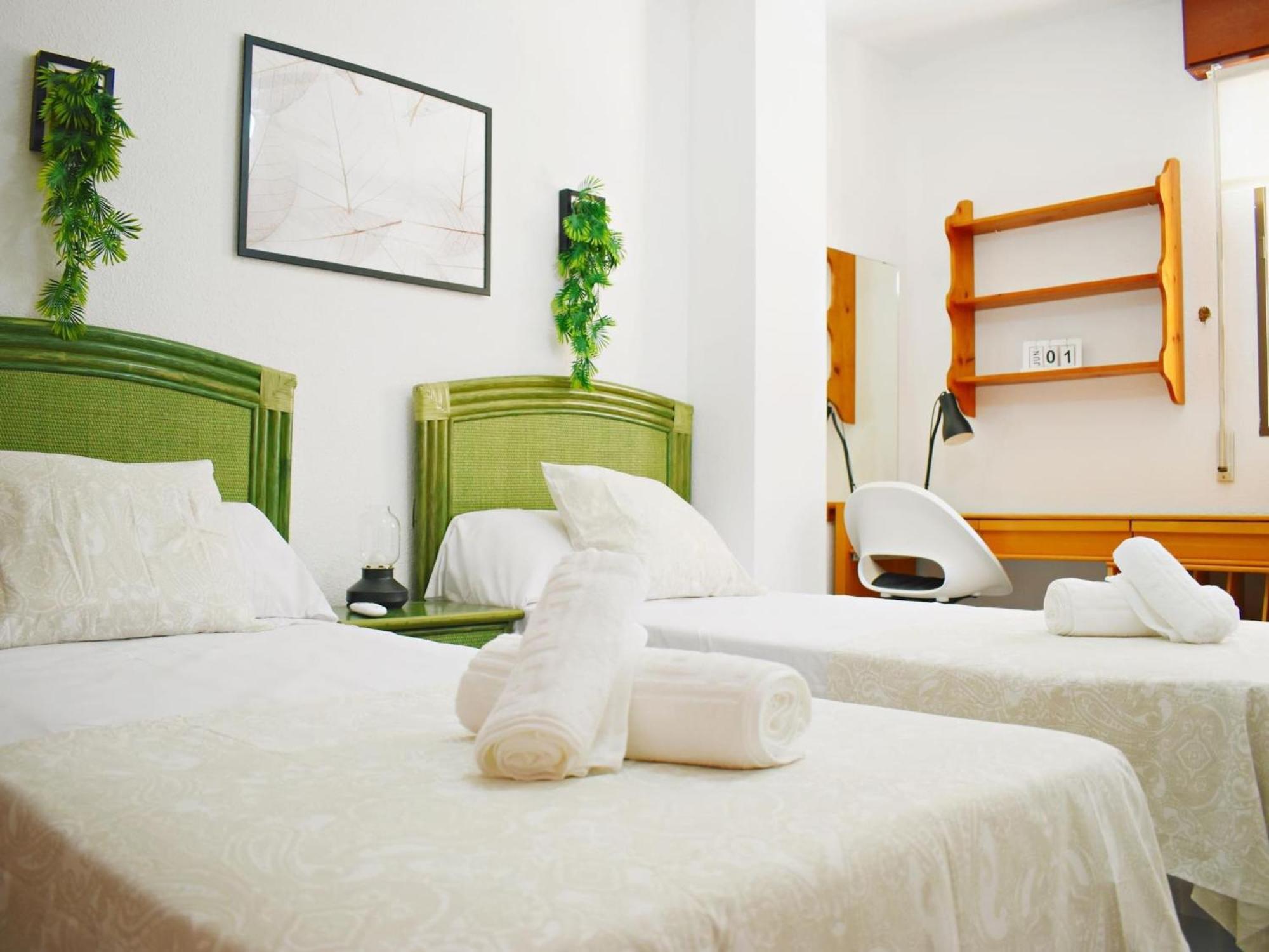 Amplio Y Luminoso Apartamento Cerca Del Centro Y La Playa Con Piscina Y Parking Privado 말라가 외부 사진