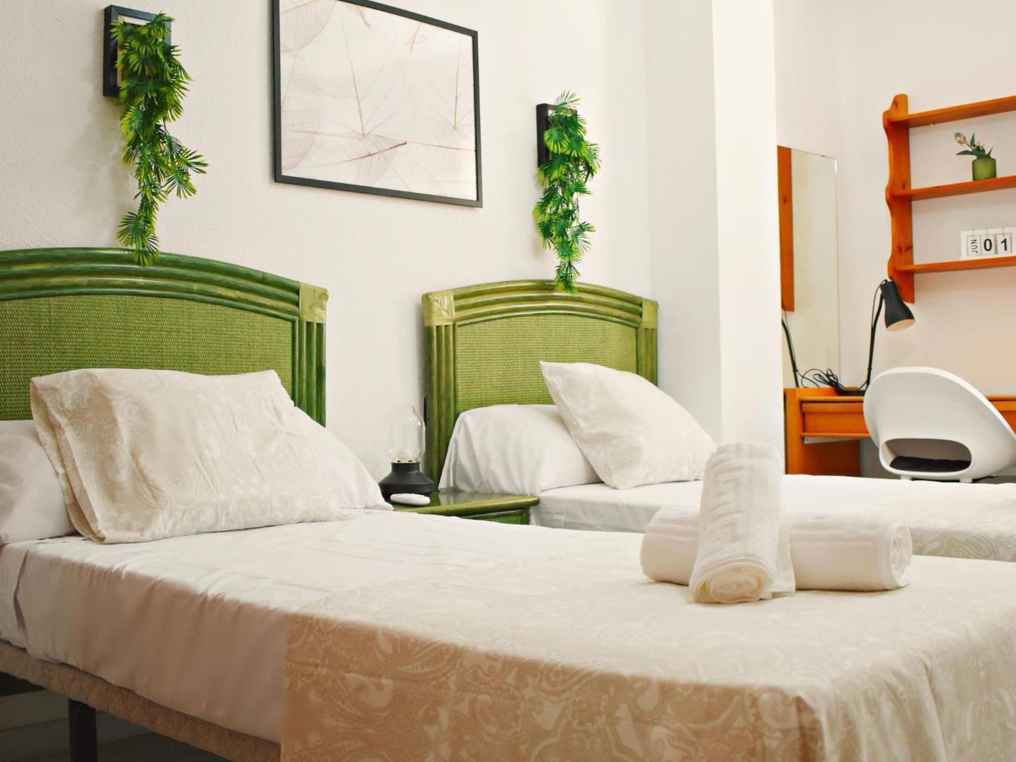 Amplio Y Luminoso Apartamento Cerca Del Centro Y La Playa Con Piscina Y Parking Privado 말라가 외부 사진